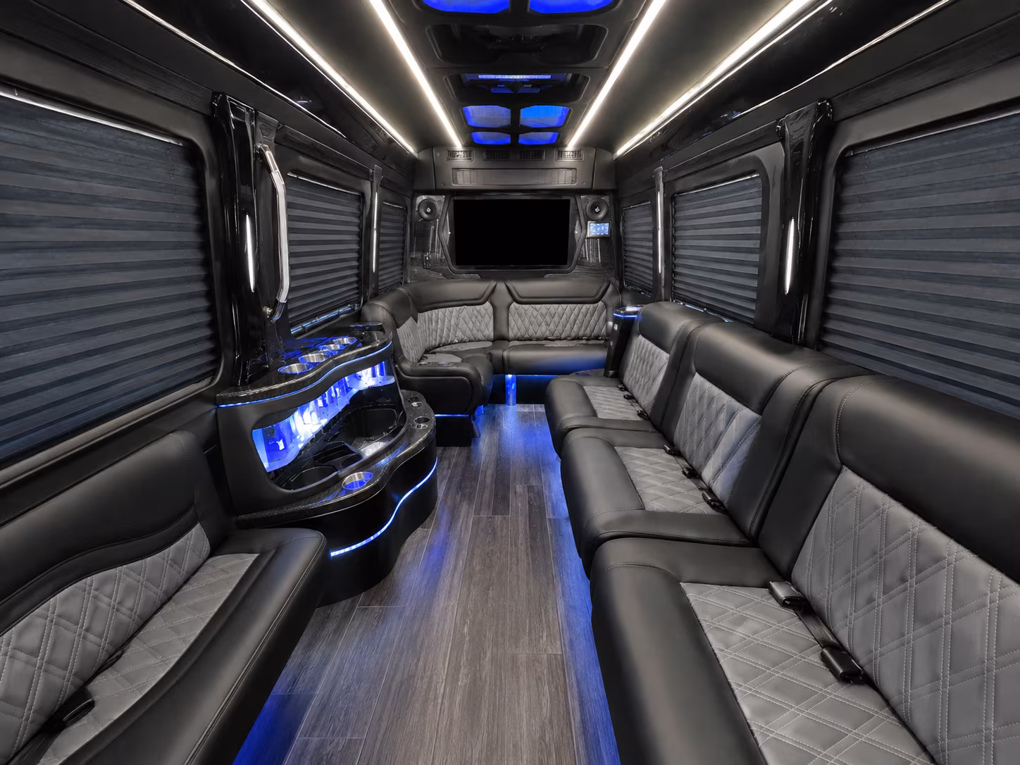 elizabeth 25 passenger party bus