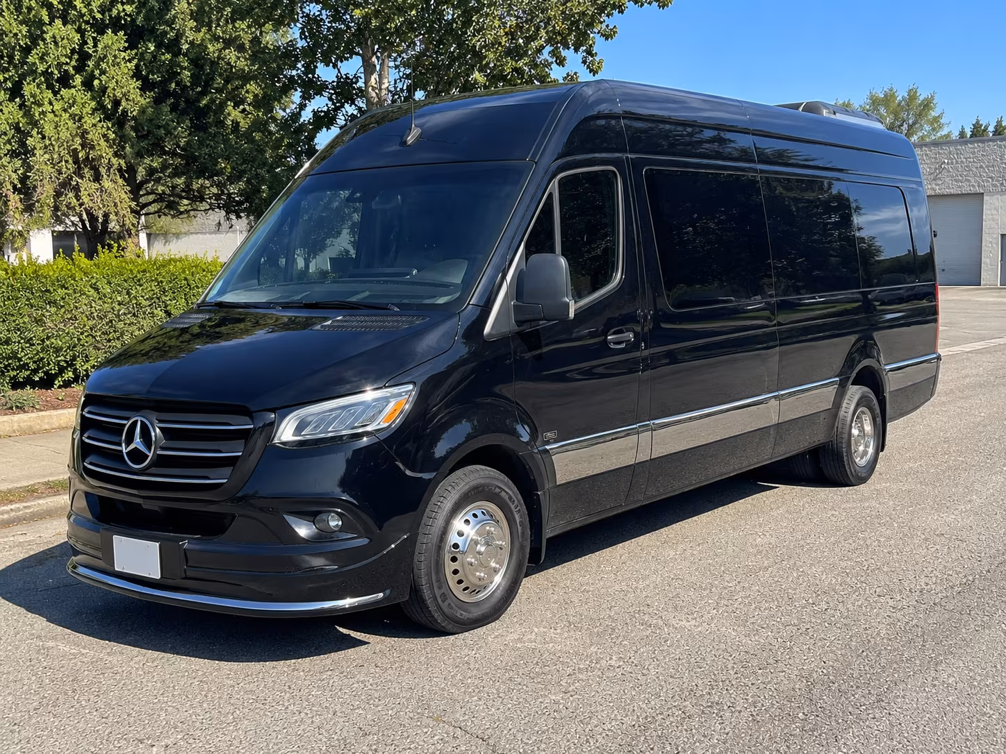 elizabeth airport transportation